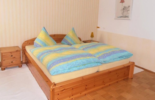 Mutzenich Apartment | Holiday apartment Monschau for 2 - 4 persons with 3 bedrooms - Holiday apartment in one or multi-fam