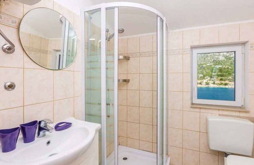 Karlobag Apartment | Holiday apartment near the sea