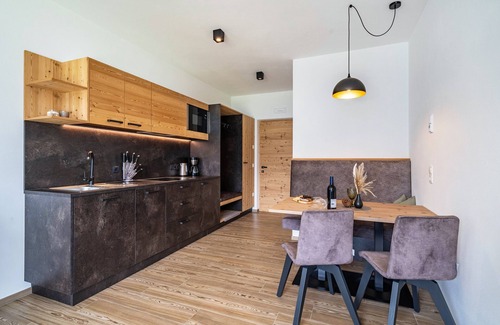 Lasa Apartment | Holiday Apartment 'Paflur Lodges Lärchenduft' with Mountain View, Garden & Wi-Fi
