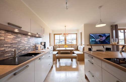 Farchant Apartment | Holiday apartment "Reiselust" in the idyllic holiday village Farchant