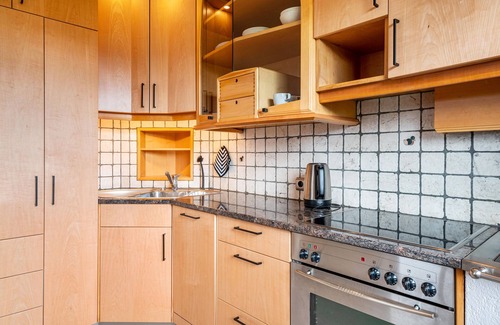 Collalbo Apartment | Holiday Apartment Schlern Bio Schrofhof with Mountain View, Private Terrace and Wi-Fi