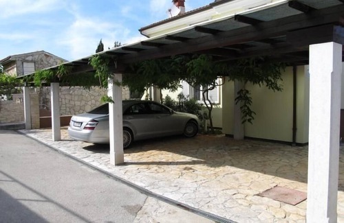 Crveni Vrh Apartment | Holiday apartment Savudrija for 1 - 6 persons with 2 bedrooms - Row house