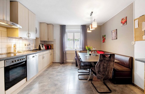 Staufen im Breisgau Apartment | Holiday Apartment "Sink" with Private Terrace, Private Garden & Wi-Fi