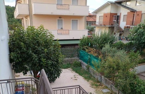 Fiorentino Apartment | Holiday Apartment "Villetta Elena" with Private Garden, Private Tennis Court & Wi-Fi
