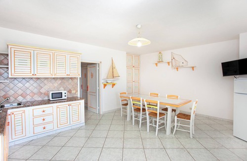 Sas Linnas Siccas Apartment | Holiday Apartment ‘Villa Mula 4’ with Sea View, Wi-Fi, Terrace & Shared Pool; Parking Available