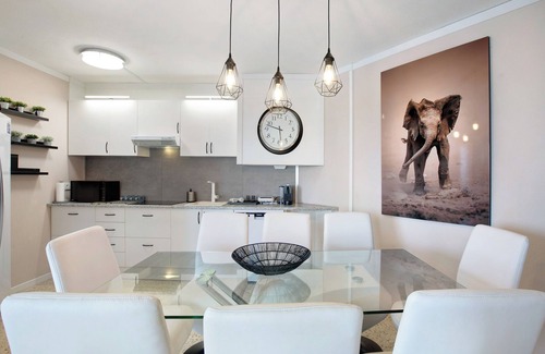 Tacoronte Apartment | Holiday Apartment 'Vv Tamara Sunset Suite' with Sea Views, Private Terrace and Wi-Fi