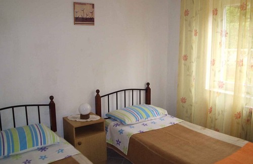Opric Apartment | Holiday apartment with air conditioning and barbecue