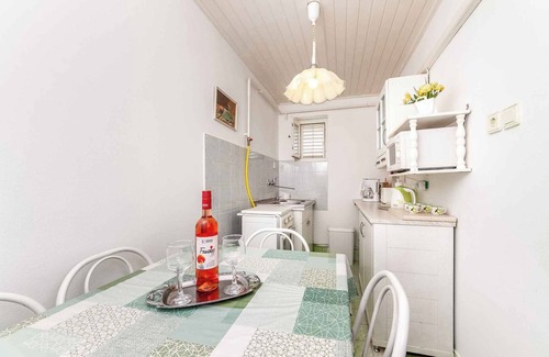 Keszthely Apartment | Holiday apartment with pool and air conditioning