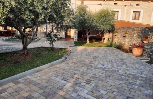 Orihi Apartment | Holiday apartment with air conditioning