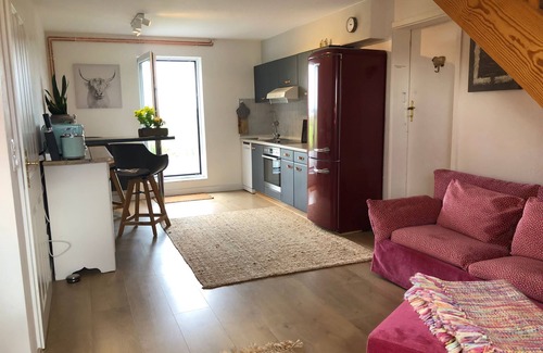 Dagebuell House | HOLIDAY APARTMENT WITH OWN SEA ACCESS AND GARDEN
