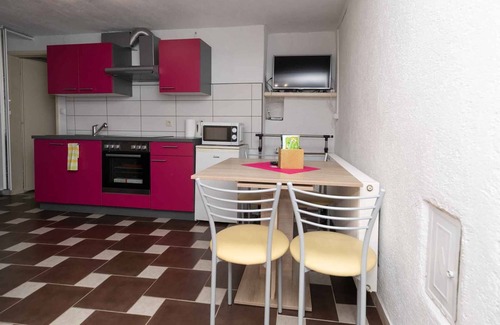 Gomirje Apartment | Holiday apartment with garden and barbecue