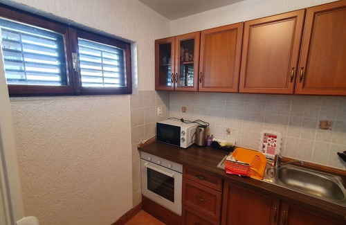 Cerovlje Apartment | Holiday apartment with air conditioning
