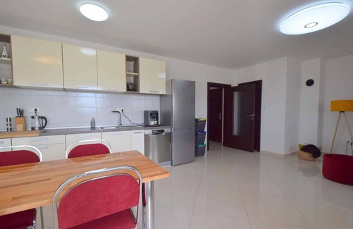 Barusici Apartment | Holiday apartment with balcony and air conditioning