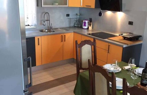 Bregi Apartment | Holiday apartment with balcony and sea view