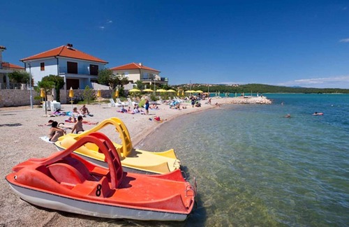 Klimno Apartment | Holiday apartment with sea view