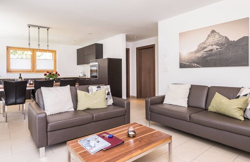 Zermatt Ski Chalet | Holiday apartment Zermatt for 1 - 6 persons with 3 bedrooms - Holiday apartment in one or multi-fami