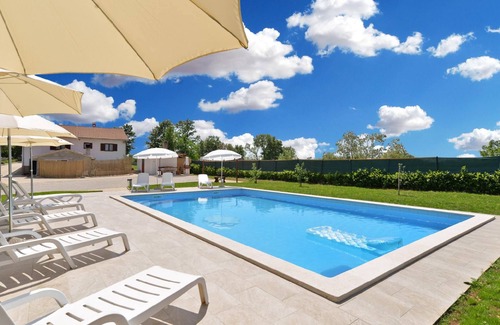Modrusani Apartment | Holiday apartment Zminj for 1 - 8 persons with 3 bedrooms - Holiday apartment