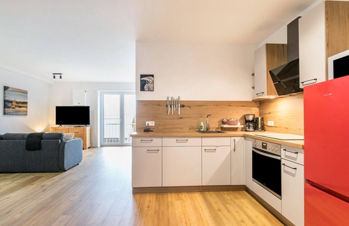 Husbyholz Apartment | Holiday Apartment 'Zum Krähenholz 9' with Shared Garden and Wi-Fi