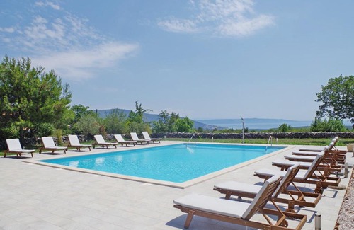 Rakalj Apartment | Holiday apartments in house Sanja