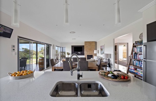 Yallingup House | Holiday at Serenity Yallingup to enjoy the SouthWest