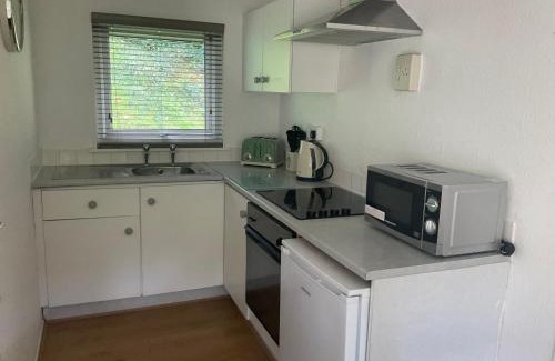 Bont Newydd House | Holiday Cabin Sleeps 5 Caernarfon Snowdonia