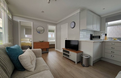 Chichester Ski Chalet | Holiday chalet in Selsey