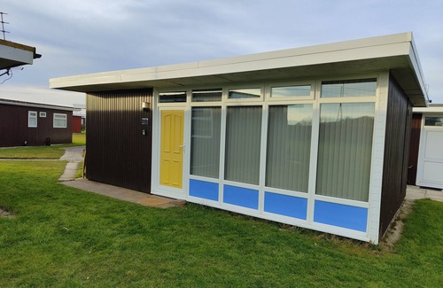 Chichester Ski Chalet | Holiday chalet in Selsey