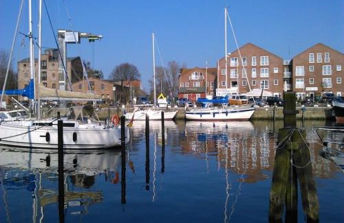 Orth Apartment | Holiday Complex Orther Reede Fehmarn, cleaning included