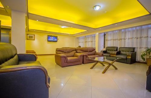 Central Kampala Hotel | Holiday Express Hotel Kampala