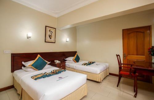 Central Kampala Hotel | Holiday Express Hotel Kampala