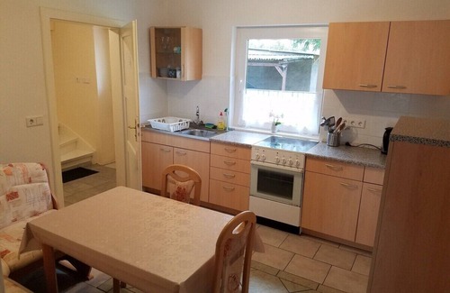 Dobbin-Linstow Apartment | Holiday flat in the countryside