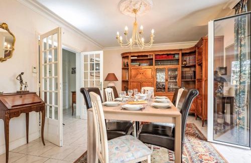 Saint-Pere House | Holiday Home Martin by Interhome