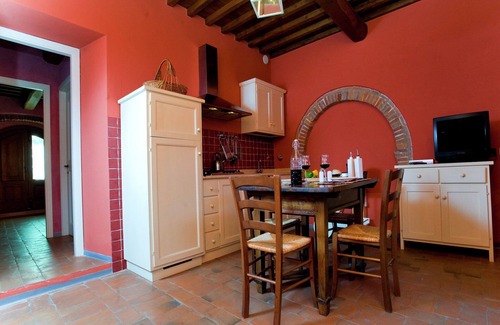 Castelfranco di Sopra Apartment | Holiday Home in Chianti with Pool