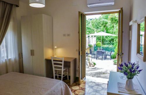 Sant'Agata sui Due Golfi House | Holiday Home Il Piccolo Nocelleto by Interhome