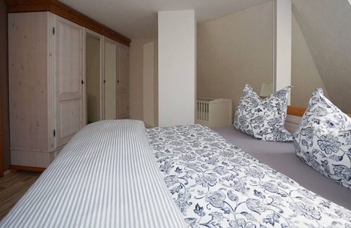 Cappel-Neufeld House | Holiday home for 6 guests with 75m² in Wurster North Sea Coast (157267)