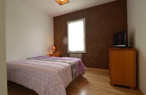 Avrille House | Holiday Home in Avrillé near Sandy Beaches