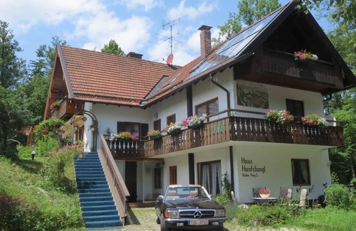 Bad Toelz Apartment | Holiday home 1 1 - Holiday apartment family Hanfstängl
