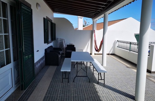 Ribeira Cha House | Holiday Home 2 Minutes from the Beach and Close to Major Tourist Attractions!