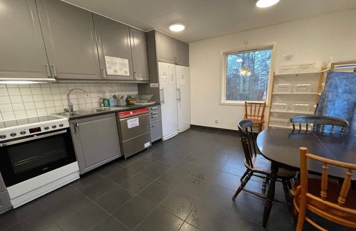 Stenungsund House | Holiday home, 250m from sea
