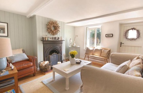 Docking House | Holiday Home 4 Church Terrace by Interhome