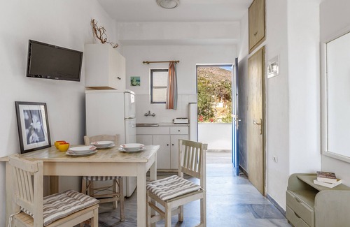 Kipri House | Holiday Home '5 Kypri Seaview Perasma Studio' with Sea View, Wi-Fi and Air Conditioning