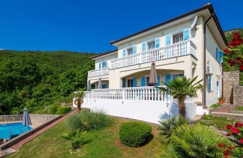 Martina House | Holiday Home Albertina-1 by Interhome