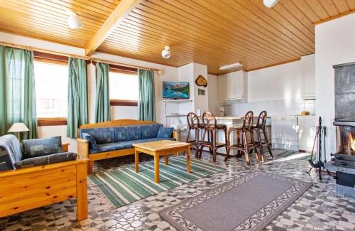 Kehys-Kainuu House | Holiday Home Alppikylä 13b paritalo by Interhome