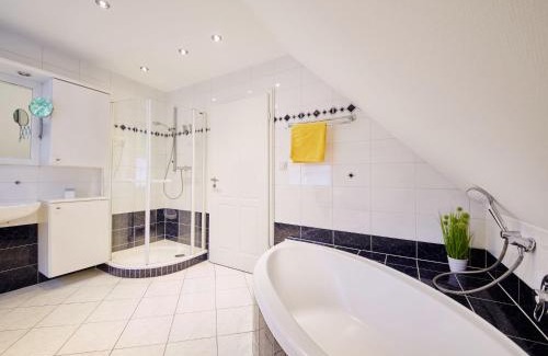 Niederhelden House | Holiday Home Am Golf- und Reitpark by Interhome