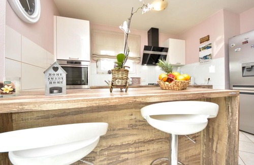 Privlaka House | Holiday Home Ana by Interhome