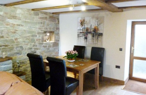 Brecon House | Holiday Home Arren by Interhome