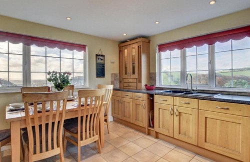 Braunton House | Holiday Home Ash Barn by Interhome