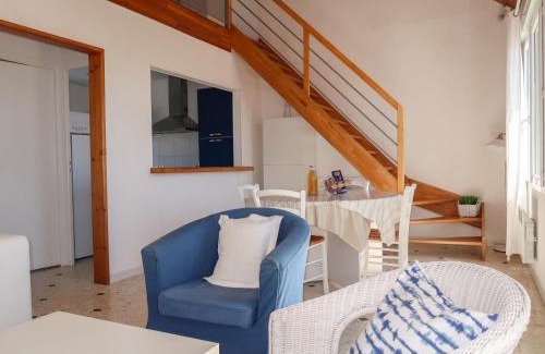 Plozevet House | Holiday Home Balades au bord de l'eau by Interhome
