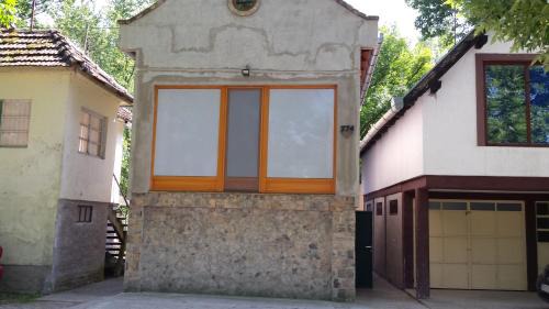 Svajcarnica House | Holiday Home Baracka