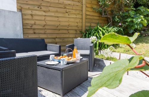 Locquirec House | Holiday Home Belvédère sur la Mer by Interhome